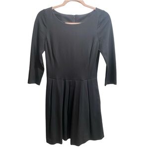 Banana Republic Black Dress size 4 Petite‎ EUC